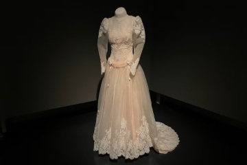 What is your favourite outfit/clothing item/costume from a film or TV?