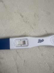 Is this a positive pregnancy test?