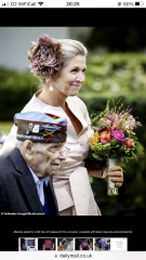 Royal Style: monkey nuts or emeralds? The discussion continues...