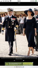 Royal Style: Diamonds are a Queen's best friend..