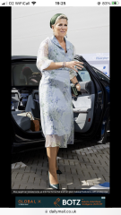 Royal Style: monkey nuts or emeralds? The discussion continues...