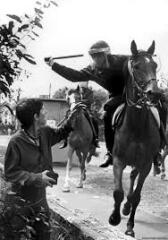 Most powerful images in history [content warning: distressing images]