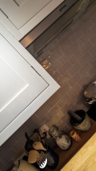 Unusual kitchen/lounge paint colour dilemma!