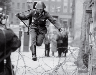 Most powerful images in history [content warning: distressing images]