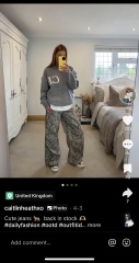 Which jumper style to wear with wide leg jeans?