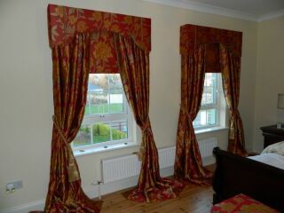 Curtain poles,curtain tracks ,poles with tracks,double tracks .HELP!!