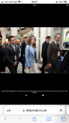 Royal Style: monkey nuts or emeralds? The discussion continues...