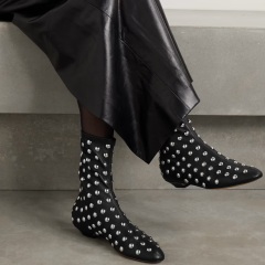 What’s this shoe trend? Medieval jester?