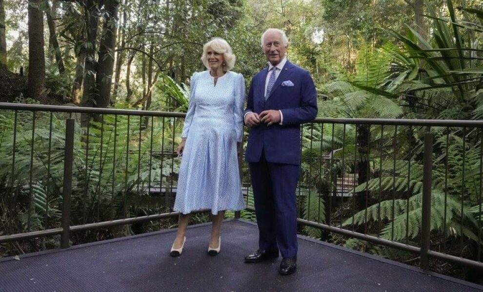 Royal Style: monkey nuts or emeralds? The discussion continues...