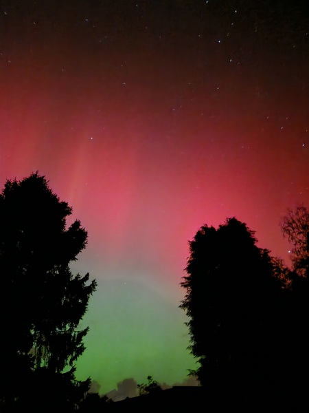 Northern lights currently visible!