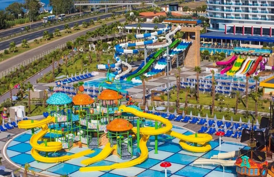Holiday recommendations for some waterpark fun!