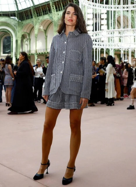 Royal Style: monkey nuts or emeralds? The discussion continues...