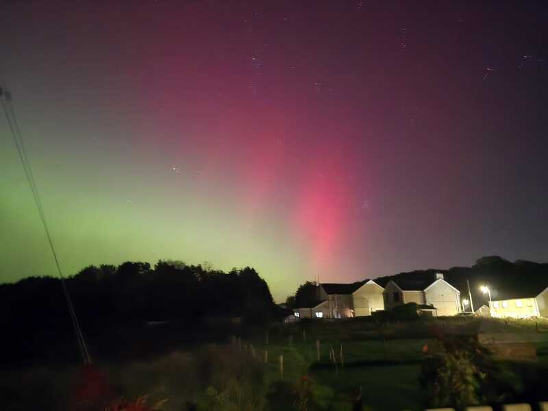 Northern lights currently visible!