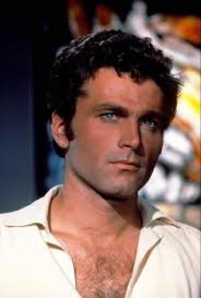 Is this the most stunning man who ever lived?