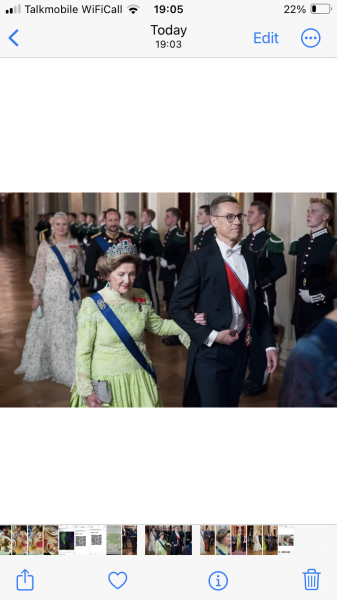 Royal Style: monkey nuts or emeralds? The discussion continues...