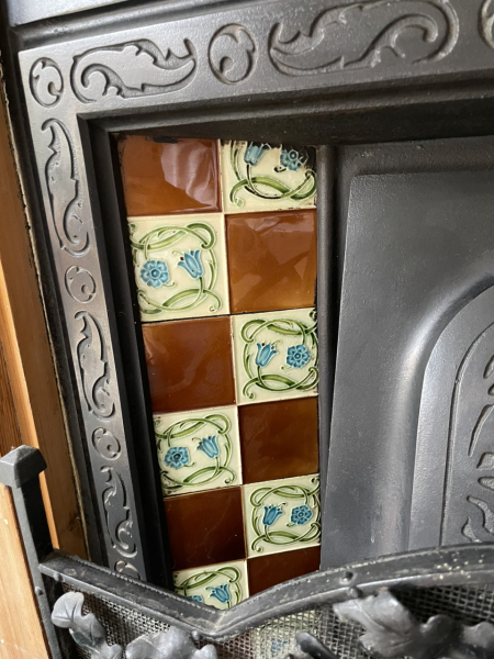 Anyone have a traditional tiled fireplace they'd be happy to show me?