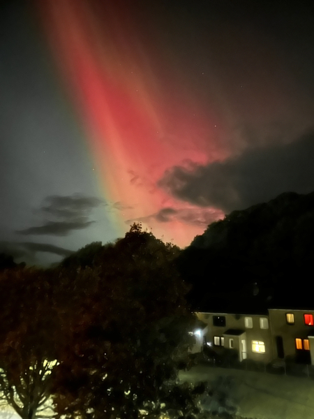 Northern lights currently visible!