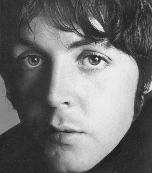Is this the most stunning man who ever lived?