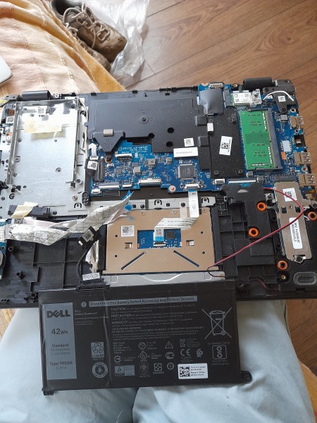 Which part is hard drive in chrombebook?