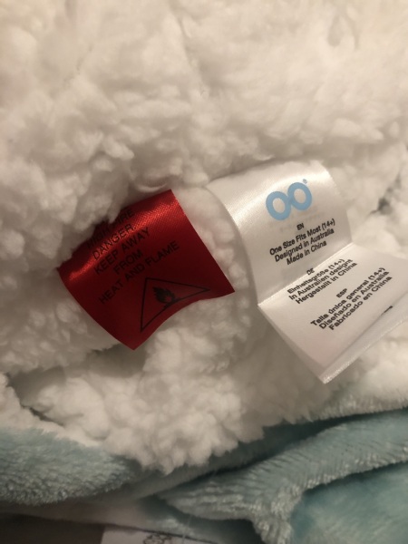 Please could you show me the labels on your BRANDED Oodie