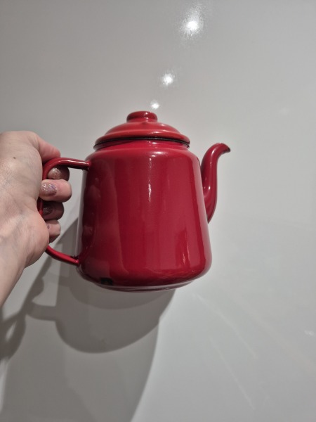 Do people use teapots in real life?
