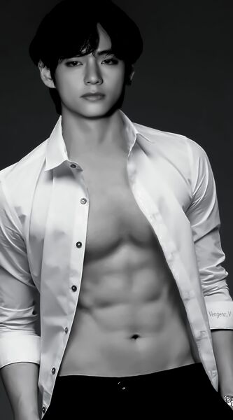 Is this the most stunning man who ever lived?