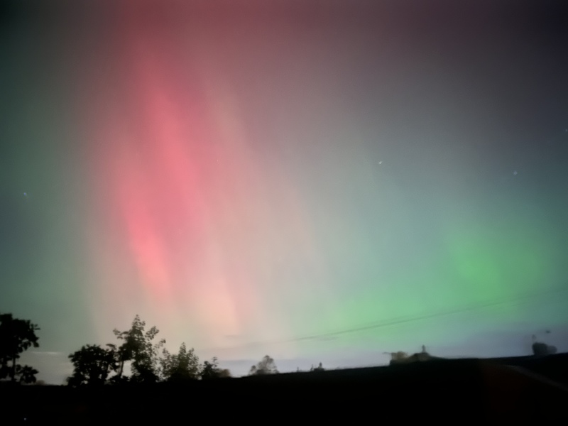 Northern lights currently visible!