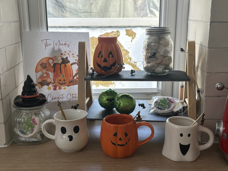 Thread 6 - the one with Otis and the Christmas miracle