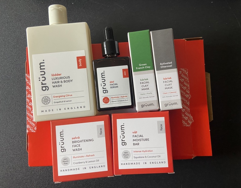 Thread 3 - The one with the Grim Giftsets