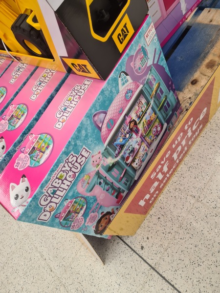 Thread 6 - the one with Otis and the Christmas miracle