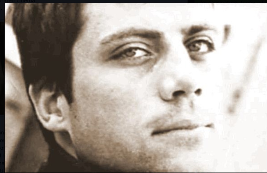 Is this the most stunning man who ever lived?