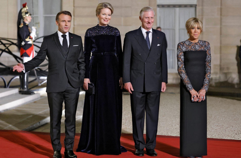 Royal Style: monkey nuts or emeralds? The discussion continues...