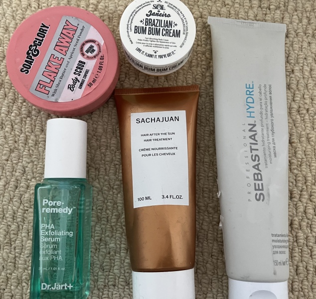 Tempted by beauty treats? Addicted to buying beauty products? Is your collection bursting with favourites? Join fellow beauty lovers in this supportive group!