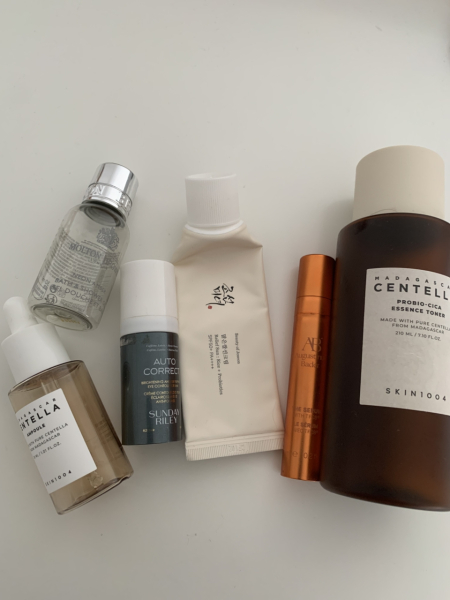 Feel the temptation to indulge in beauty treats? Is your collection overflowing with treasures? Come unite with fellow beauty enthusiasts in this lovely group!