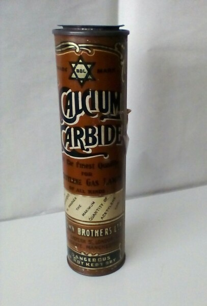 Bluestockings & Orange Wellies: Welcome to the Degu Station!