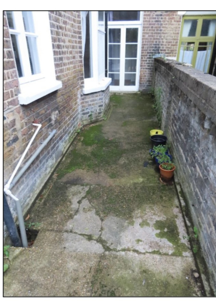 Unmortgageable damp property 