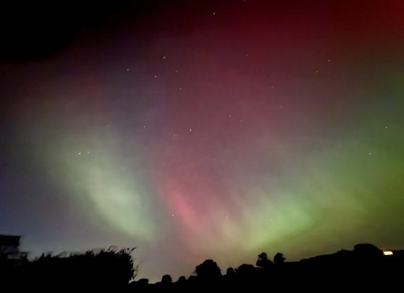 Northern lights currently visible!