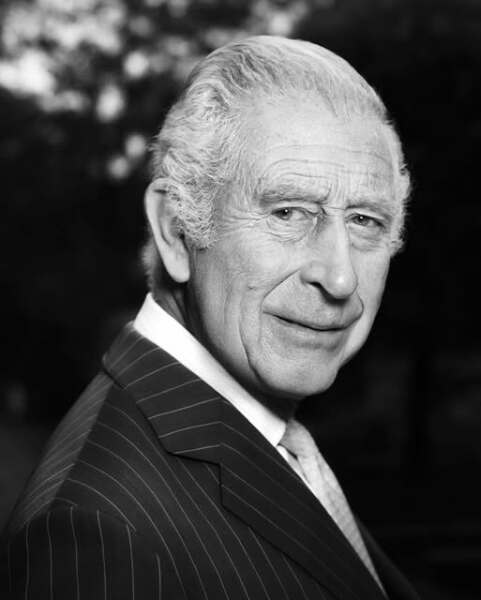 Royal Style: Welcome to the Court of the Dragon Queen!