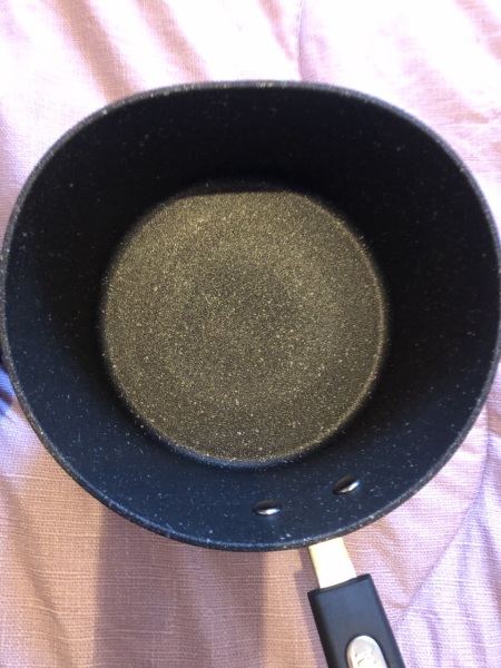 A question re Scoville 'never stick' pans