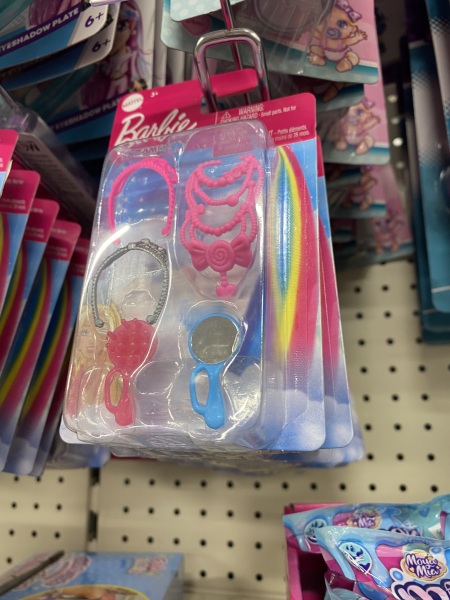 Thread 3 - The one with the Grim Giftsets