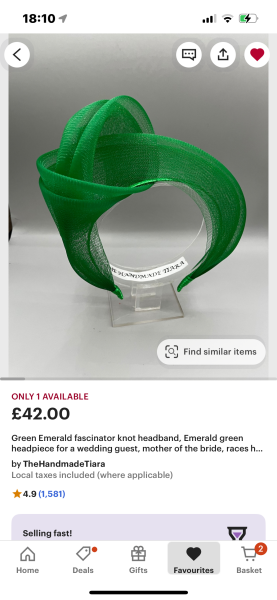 Lesbian mother of the bride outfit.