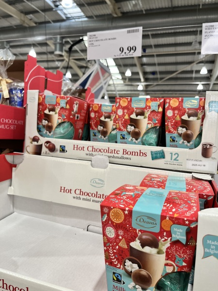 Thread 6 - the one with Otis and the Christmas miracle