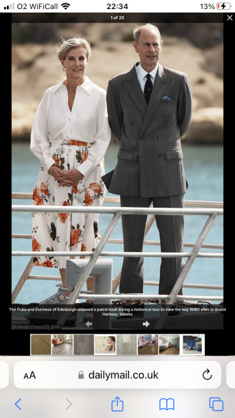 Royal Style: monkey nuts or emeralds? The discussion continues...