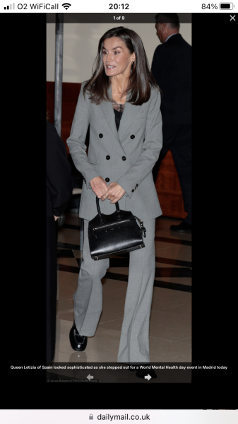 Royal Style: monkey nuts or emeralds? The discussion continues...