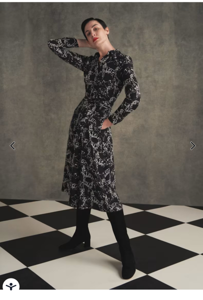 What colour tights with this dress?