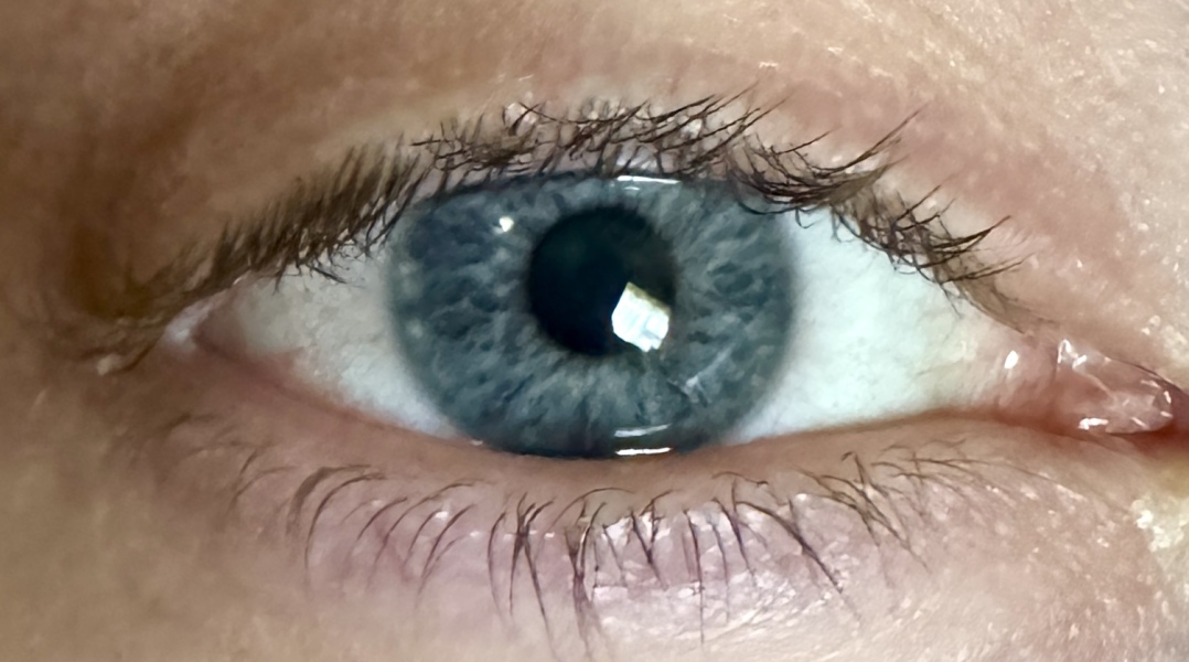 Is my eye colour grey or blue?
