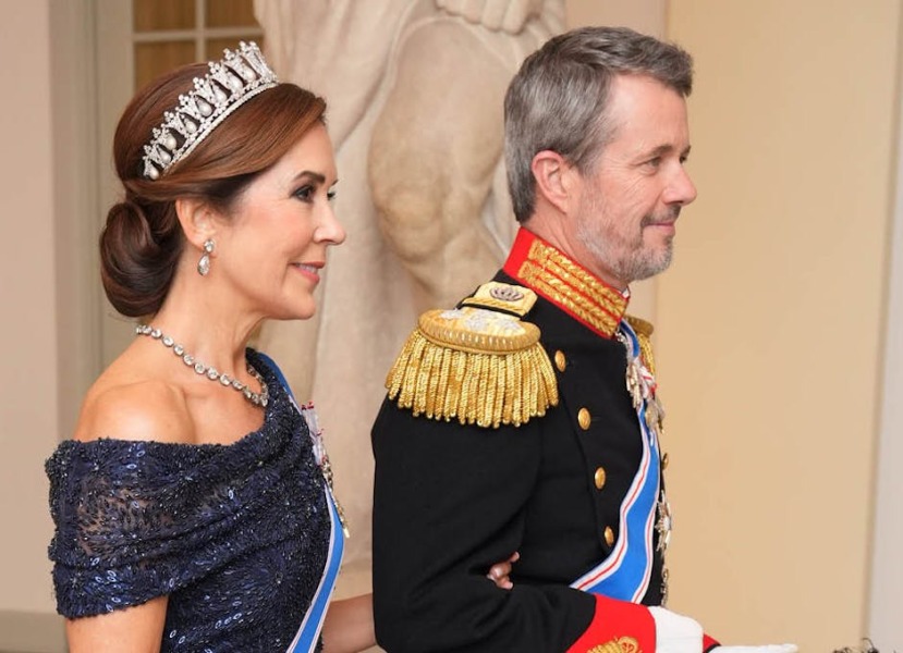 Royal Style: monkey nuts or emeralds? The discussion continues...