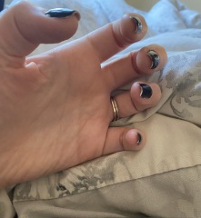 Do these look like press on nails or not?