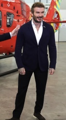 Which celebrities/public figures give you the creeps?