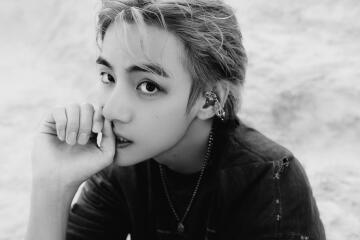 Is this the most stunning man who ever lived?